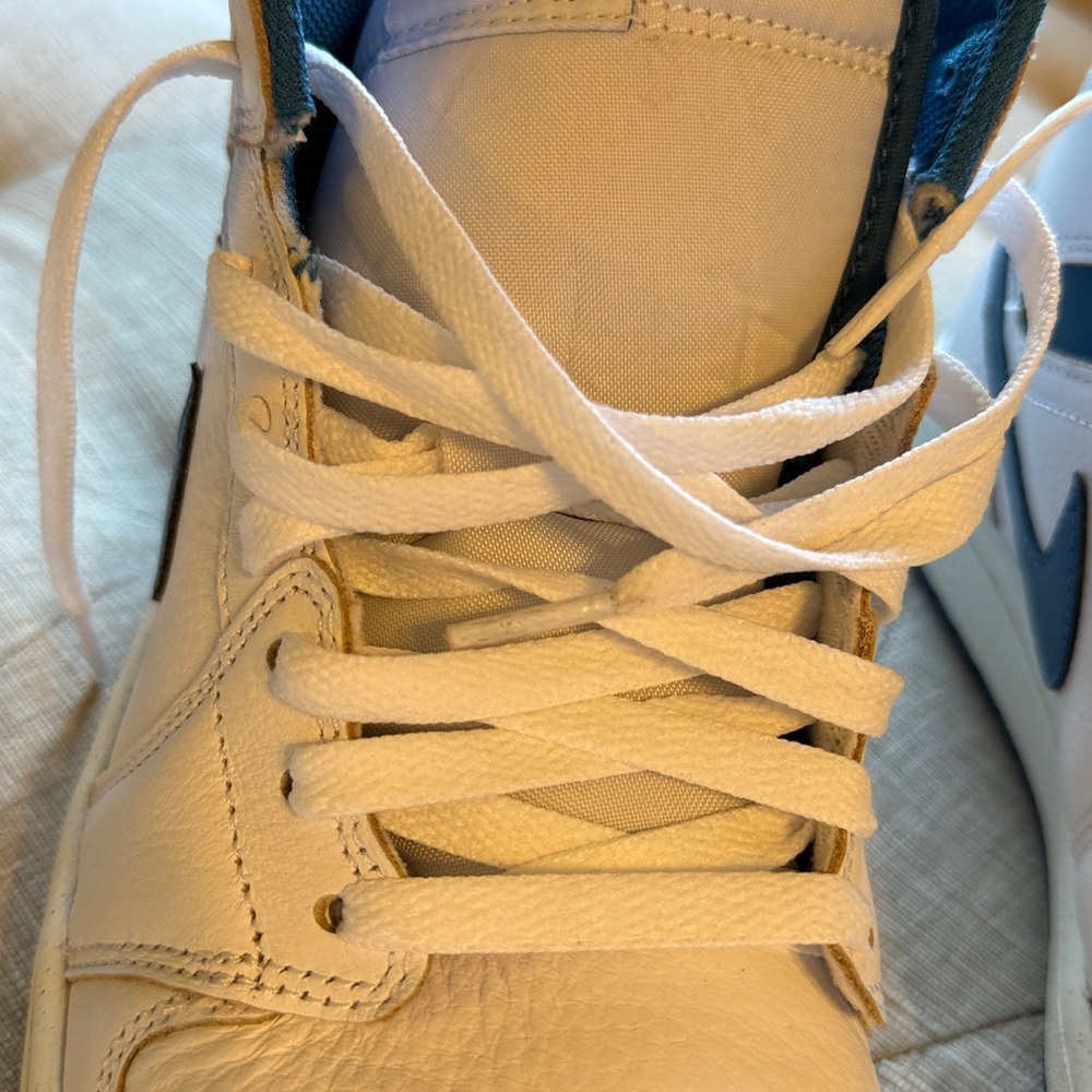 Men's Nike Jordan White and Blue Sneakers - Picture 8 of 8